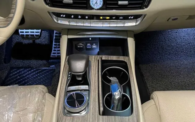K9하이브리드 중고차 더 뉴 K9 2세대 3.8 GDI AWD 매물 사진 13 - 2024/07 61,478km